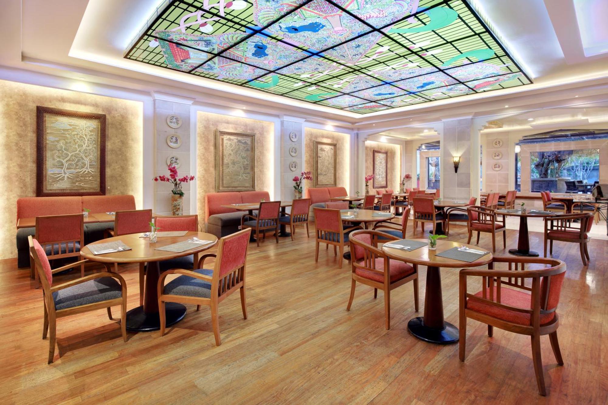 Novotel Solo Eksteriør bilde